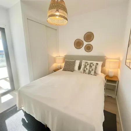 Διαμέρισμα Modern Penthouse With 3 Bedroom In Area